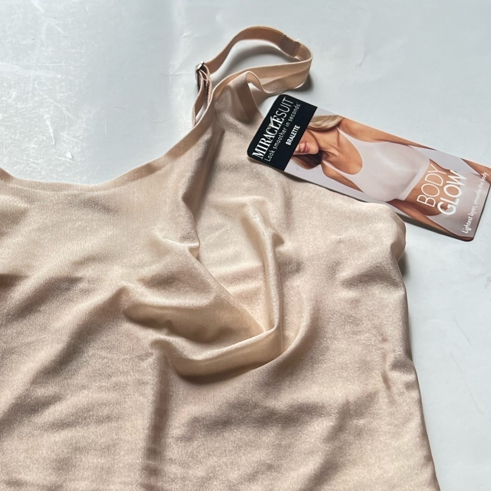 MIRACLESUIT Women's Body Glow
Light Shaping Bralette 2427 - Nude - Picture 5 of 8